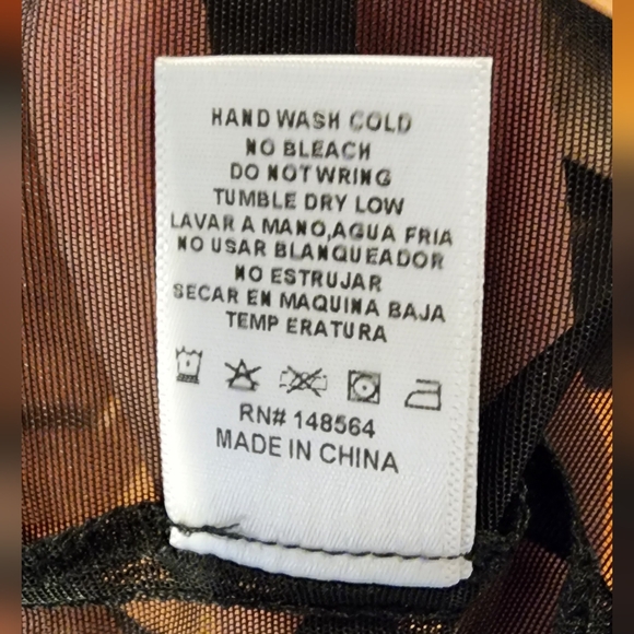 NWT Akira VALENTINA DIMENSIONAL MIDI DRESS IN BLACK, Black, Sz. M - Picture 9 of 14